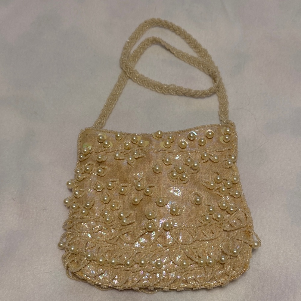 Elegant Pearl-Embellished Cream Bag Delill Vtg